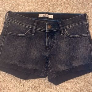 Size 0 Black Hollister Shorts